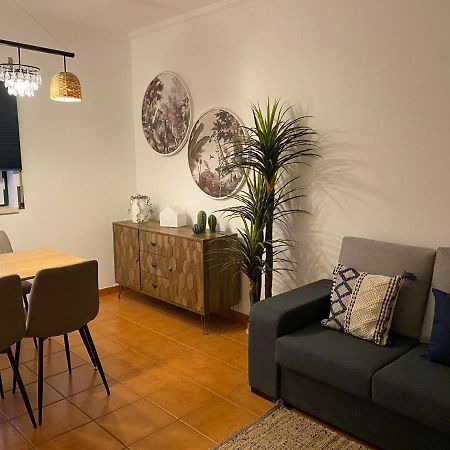 Country Town Apartment อัลเมริง ภายนอก รูปภาพ